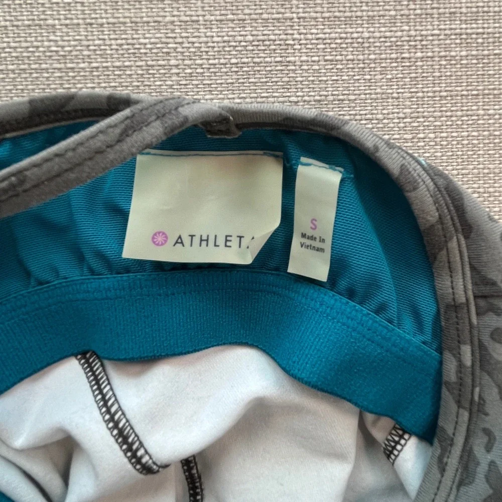 Athleta Womens Gray Camo Mandala Floral Shelf Bra Tank Top 265966 Small - Picture 4 of 8